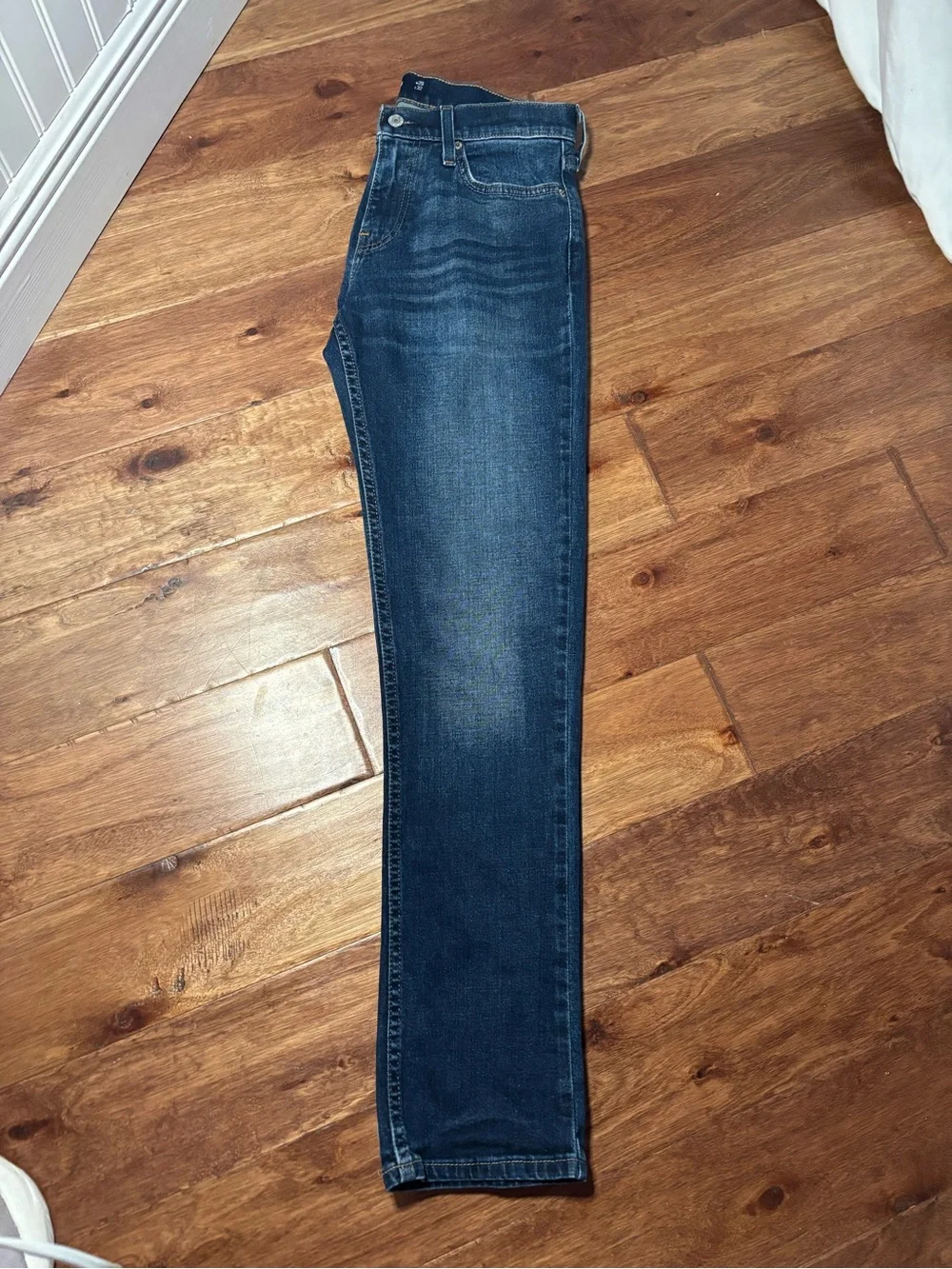 Hollister Men’s Slim Straight Dark Blue Jeans 29x32